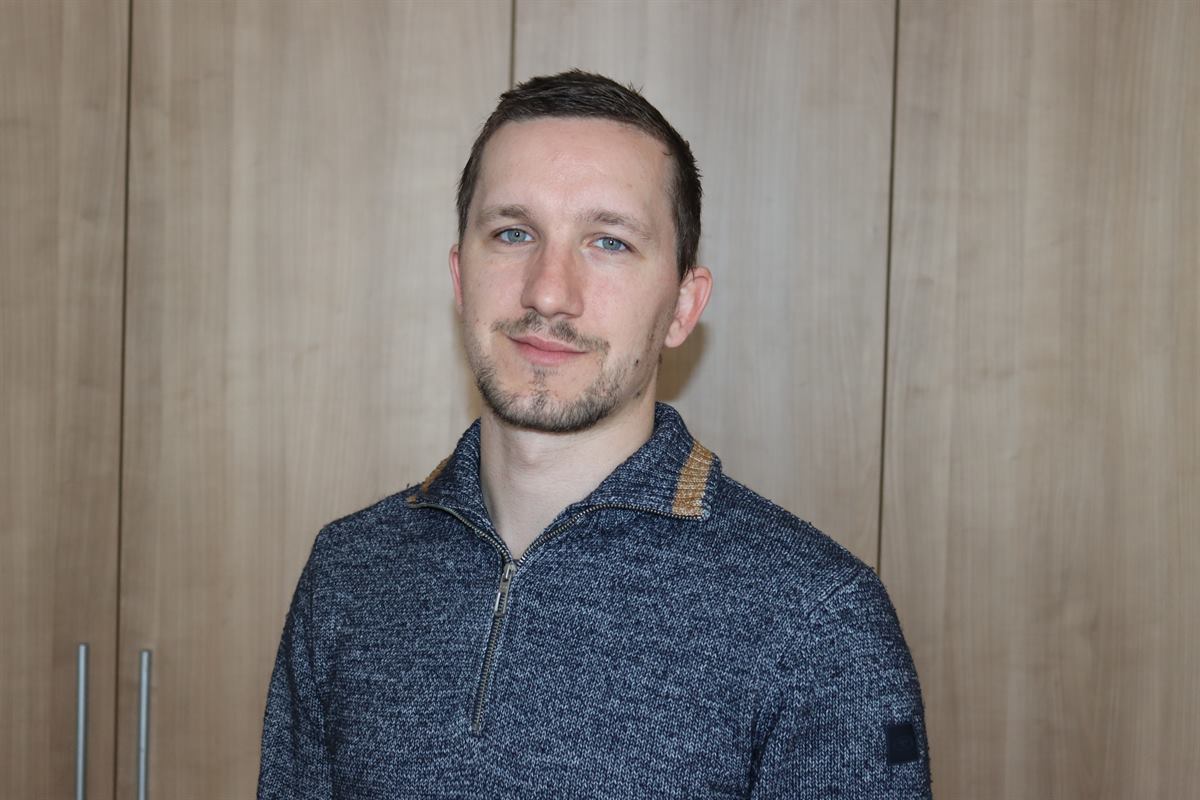 Simon Enenko - One-Man-Agent für Online Shops und B2B Shops